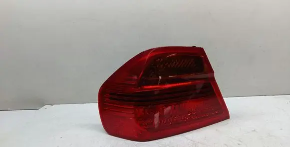 BMW 3 E90 E91 Rear/tail lights 6937457