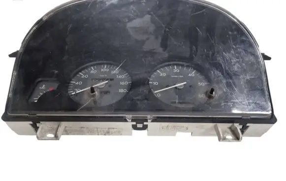 Speedometer (instrument cluster)