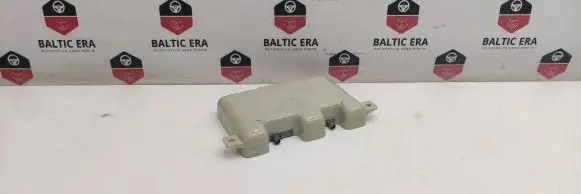 BMW 6 F06 Gran coupe Aerial antenna amplifier 6957348 13600211 28009458