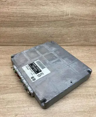 Toyota Avensis T250 Engine control unit/module ECU 8966105690 MB1758006326 WithPlug
