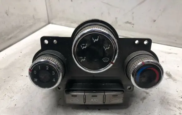 KIA Carens I Climate control unit 1K2FA61190