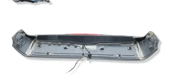 Tailgate/trunk spoiler