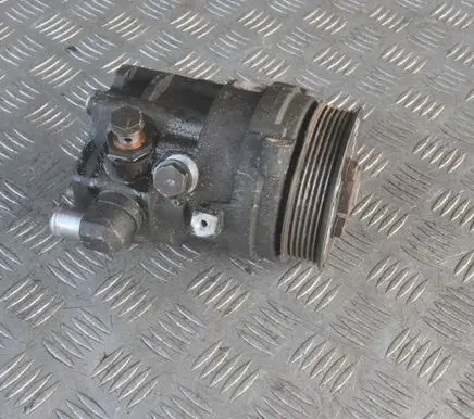 BMW 7 E65 E66 Power steering pump 6760070