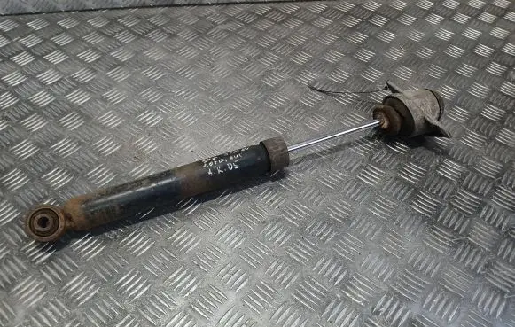 Skoda Octavia Mk2 (1Z) Rear shock absorber/damper