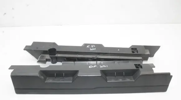 Mercedes-Benz C W204 Centre console side trim rear A2048490403 A2048490303