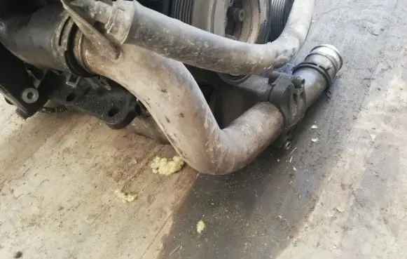 Seat Alhambra (Mk1) Intercooler hose/pipe