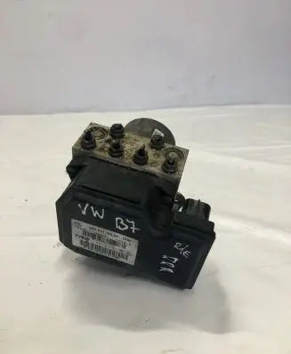 Volkswagen PASSAT B7 ABS Pump 3AA614109AP 17654080 54085620Z