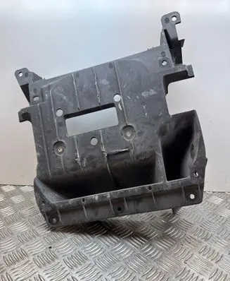 Porsche Macan (95B) Engine splash shield/under tray 95B825370H