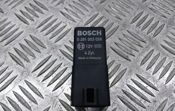 Seat Leon (1P) Window wiper relay 0281003038