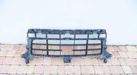 Porsche Cayenne (9Y0 9Y3) Front bumper upper radiator grill 9Y0807683AA 9Y0807683T
