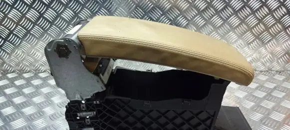 Volkswagen PASSAT B6 Rear seat armrest 3C0854207TSX