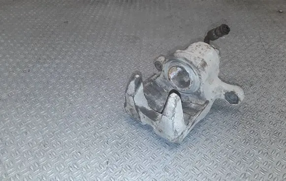 Honda FR-V Rear brake caliper