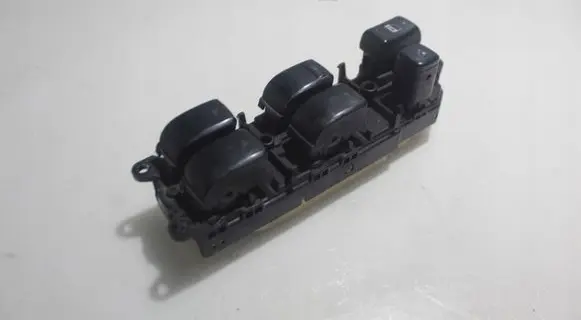 Toyota Corolla Verso E121 Electric window control switch