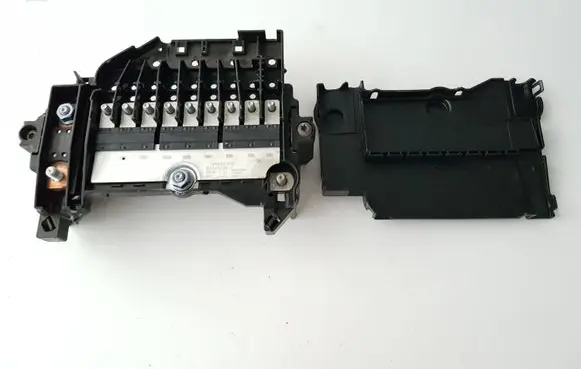 Volvo V40 Fuse module 31337535 500019246 09YR1