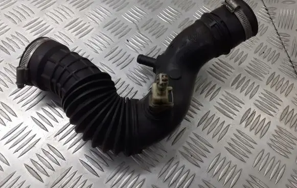 Renault Scenic I Air intake hose/pipe 7700273946