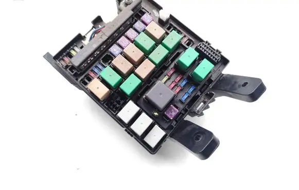 KIA Sportage Fuse module 914553U243 919503W530