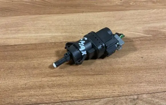 Ford Focus C-MAX Brake pedal sensor switch 3M5T13480AB