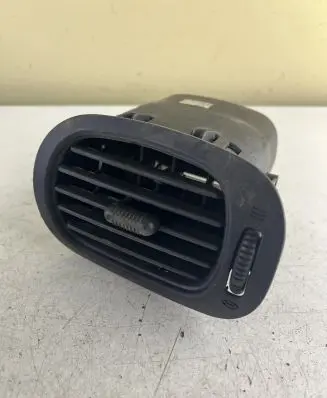 Chrysler Grand Voyager IV Dashboard side air vent grill/cover trim 0SC95TRMAA OSC95TRMAA