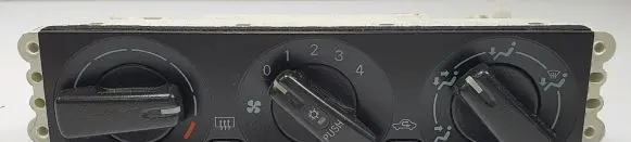 Mitsubishi Space Star Climate control unit MR262492