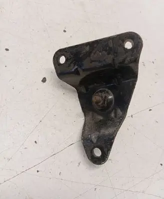 Volkswagen Transporter - Caravelle T5 Air filter cleaner box bracket assembly 7H0129671A