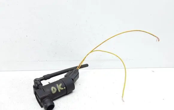 Volvo XC90 Windscreen/windshield washer pump 1S7117K624FE