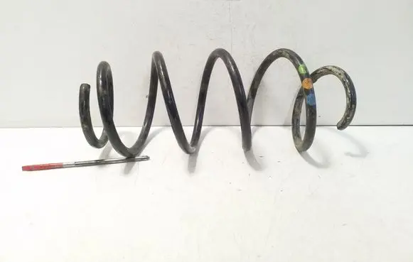 Volkswagen Golf V Front coil spring 