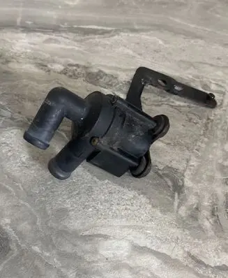 Volkswagen Polo V 6R Electric auxiliary coolant/water pump 5N0121093A