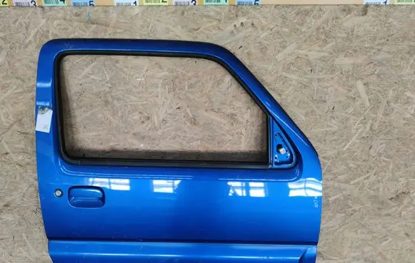 Door (2 Door Coupe)