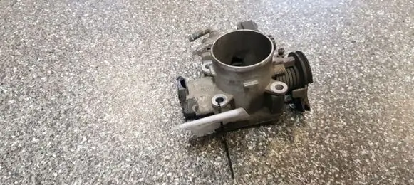 Suzuki Liana Throttle valve