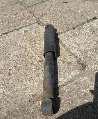 Rear shock absorber/damper