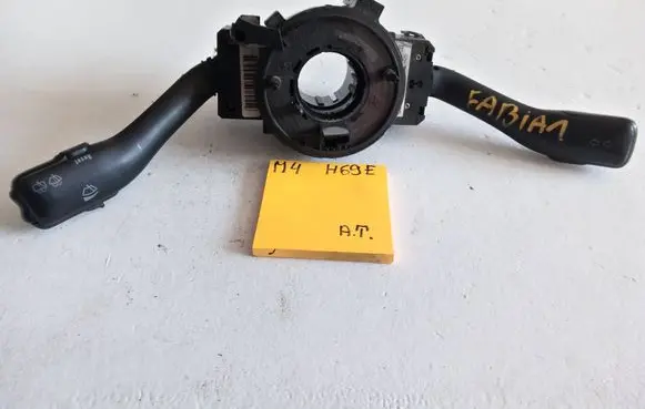 Skoda Fabia Mk1 (6Y) Indicator stalk 1212123