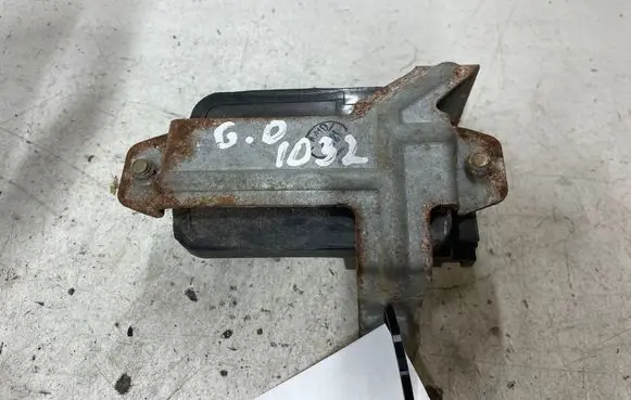 Mitsubishi Pajero Rear lock motor 1528005960