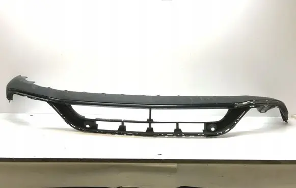 Front bumper lip