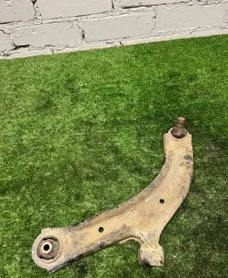 Nissan NV200 Front control arm
