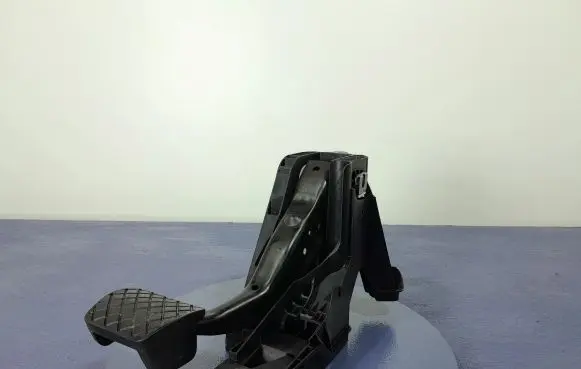 Audi Q2 - Accelerator throttle pedal 5Q1723058BP