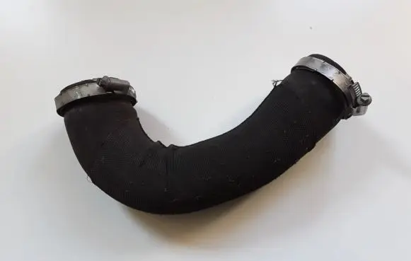 Audi Q5 SQ5 Intercooler hose/pipe 8R0145709H