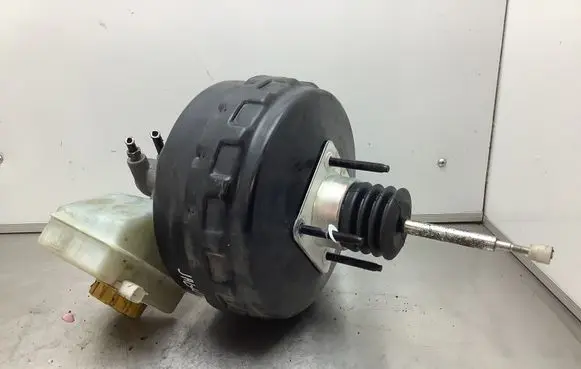 Jaguar XF X250 Brake booster 8X232B195AB