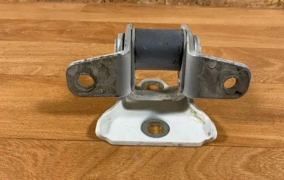 Opel Meriva B Rear door upper hinge