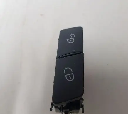 Mercedes-Benz C W204 Central locking switch button A2049058502