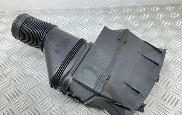 Audi TT TTS Mk2 Air intake duct part 1K0129618BM 8J0805971A