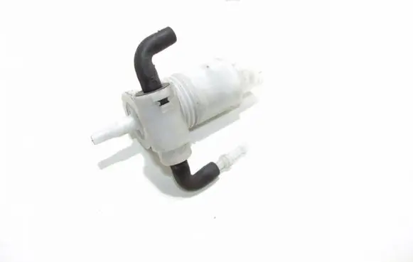 Mini One - Cooper R50 - 53 Windscreen/windshield washer pump