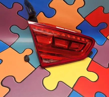 Audi A8 S8 D4 4H Tailgate rear/tail lights 4H0945093