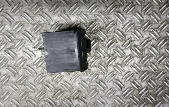 Opel Zafira A Light switch 09133249
