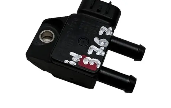 Toyota Avensis T270 Exhaust gas pressure sensor 8948120030