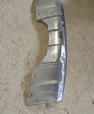Rear bumper trim bar molding