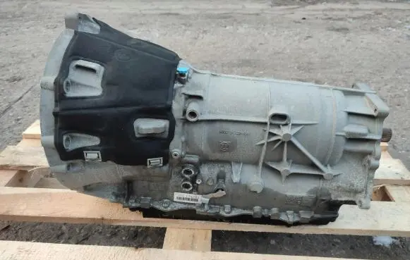 BMW X3 F25 Manual 5 speed gearbox 8648661