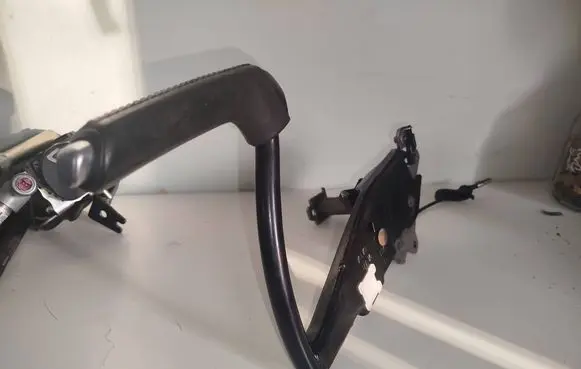 Volvo C30 Handbrake/parking brake lever assembly 