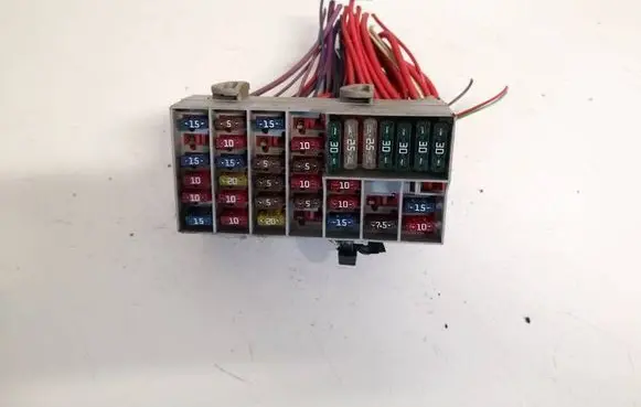 Volvo XC90 Fuse box set 8637669
