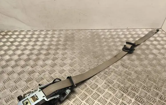 Mercedes-Benz E W212 Front seatbelt 610035800D 7426000903 30069277
