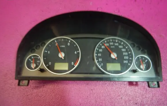 Ford Mondeo Mk III Speedometer (instrument cluster) 3S7T10849JC